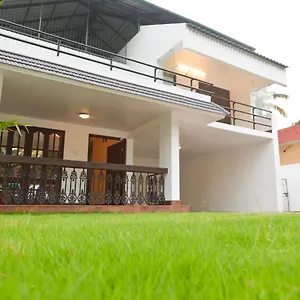 riviera-residence.hotels-alappuzha.com/